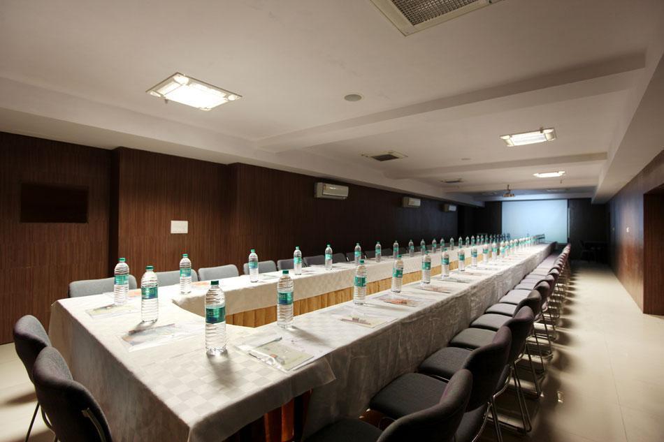Hotel Akash Sarovar Purulia Extérieur photo